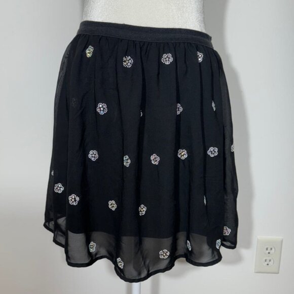 D-Signed Disney Girls Black with Pearl/Sequin Flower Skirt - Size Large - Picture 1 of 6